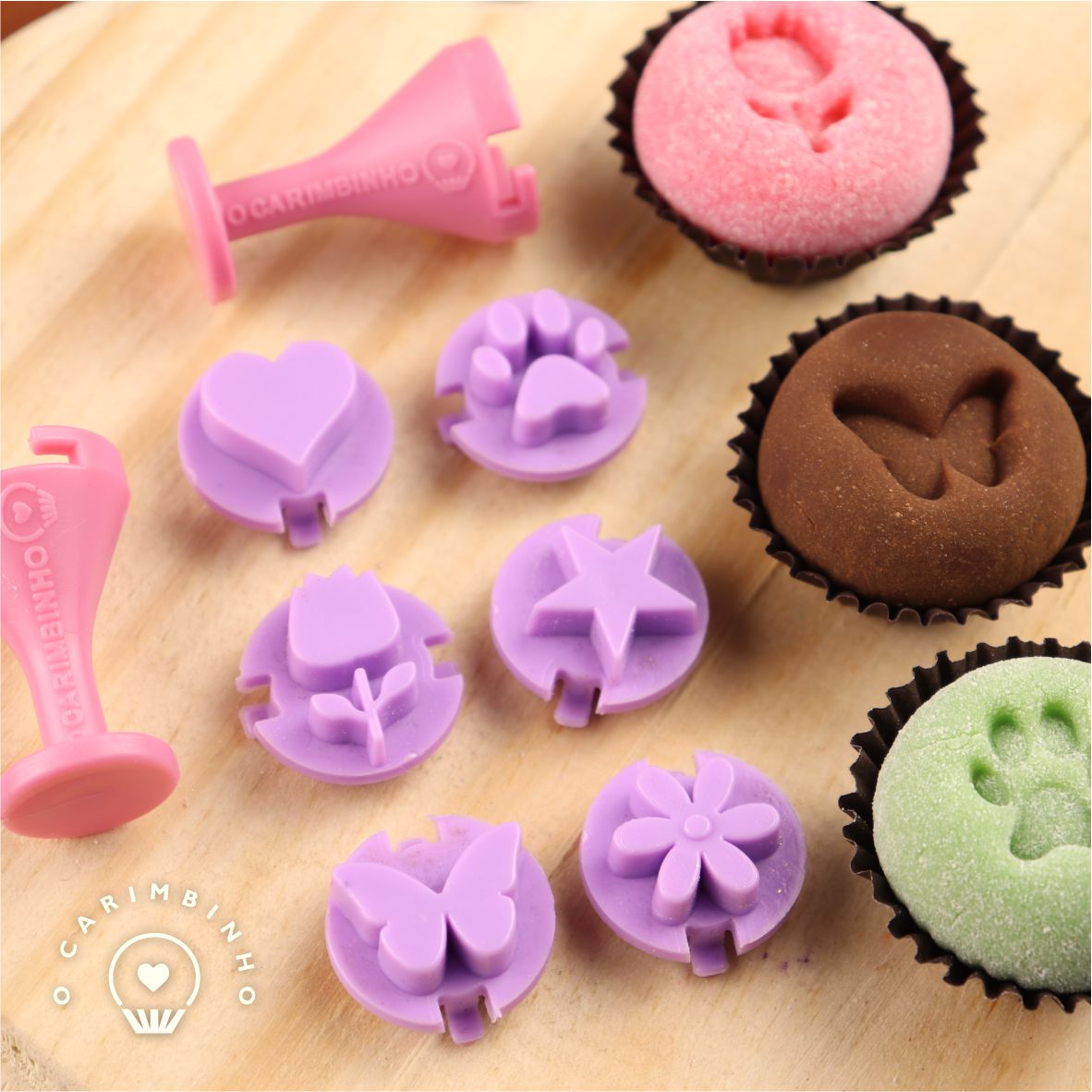 "Reverse" Embossing Candy Stamp Set  (8 pieces) Reverso