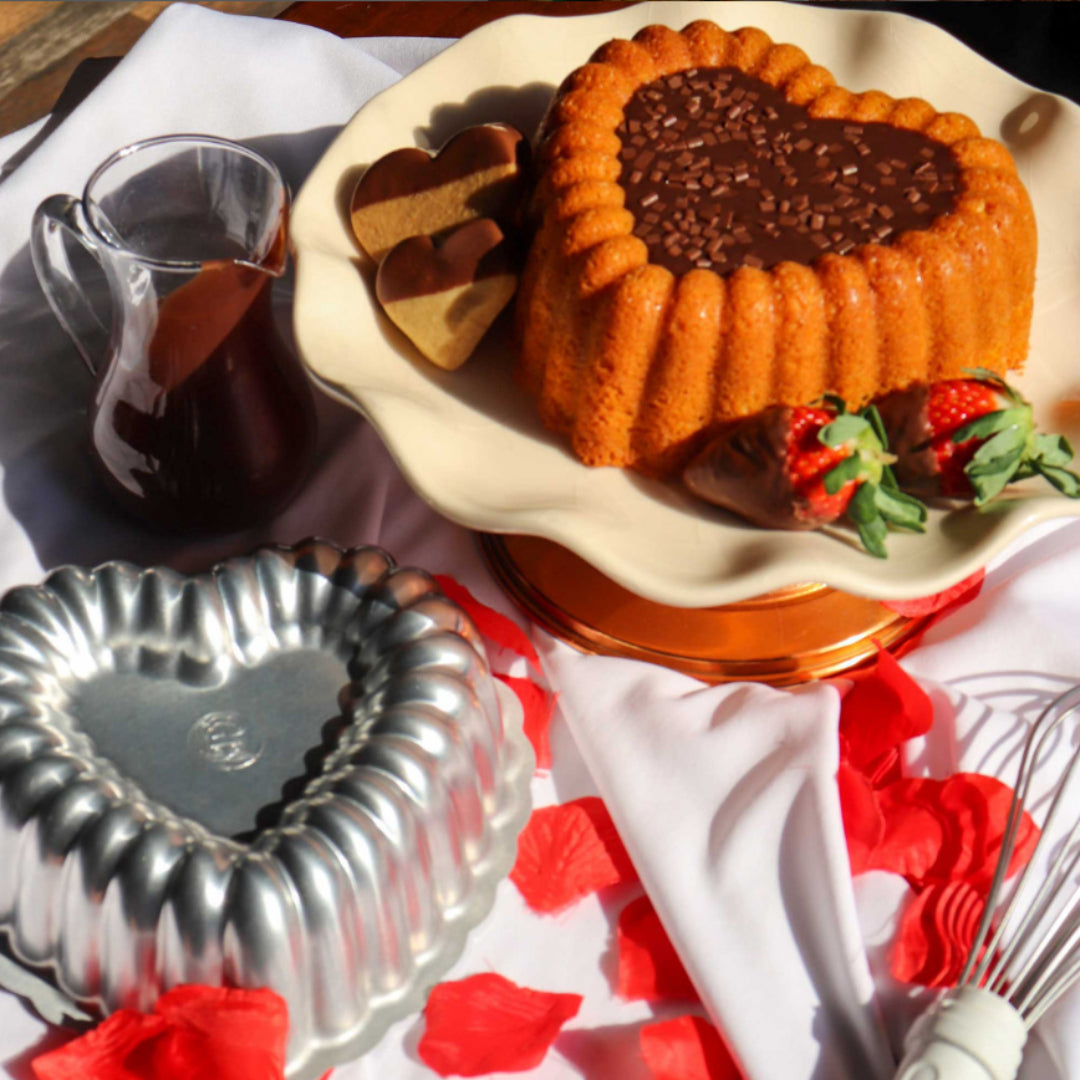 Decorative Heart-Shaped Mini Aluminum Baking Pans – Set of 4 (3.5 x 1.6 in) | Caparroz