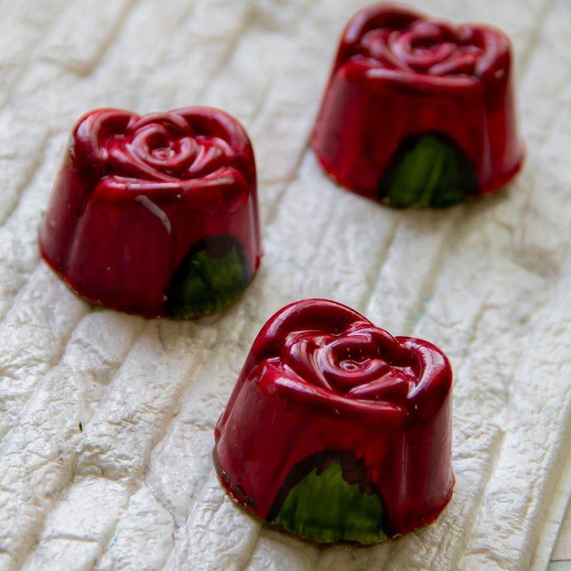 Medium Rose 3-Part Chocolate Mold (BWB) - ViaCheff.com